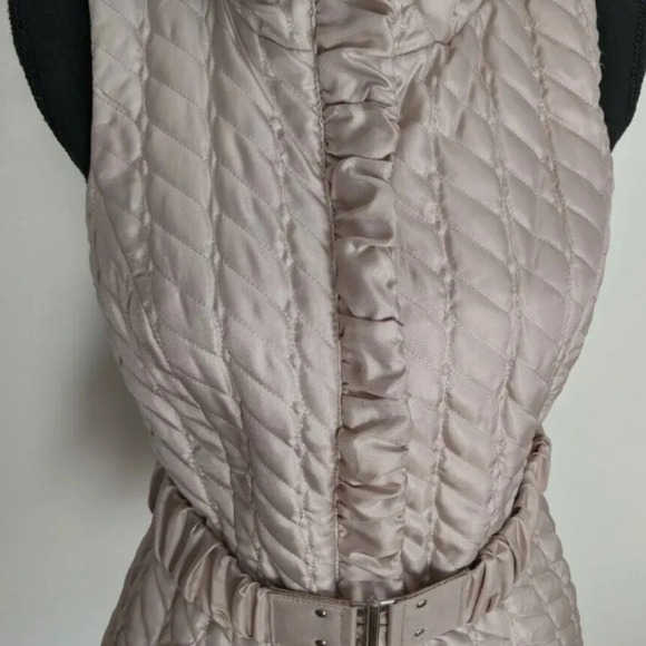 White House Black Market Quilted / Belted Vest - Size XXS - EUC - Picture 13 of 13